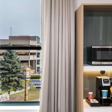 Hilton Garden Inn Flint Downtown Экстерьер фото